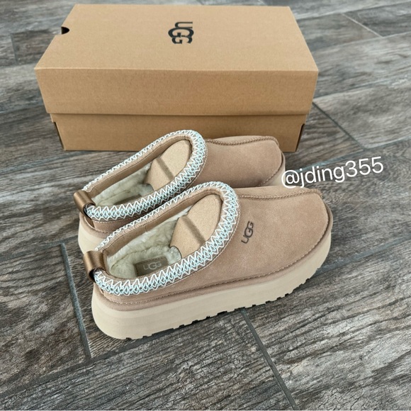 Brand New UGG Tazz Slippers Sand Women’s Slipper - Picture 3 of 8